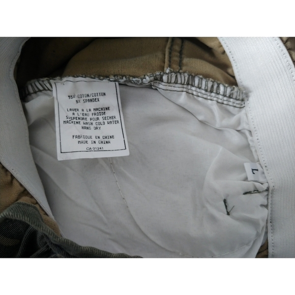 Cropped Camo Pants - Picture 7 of 7